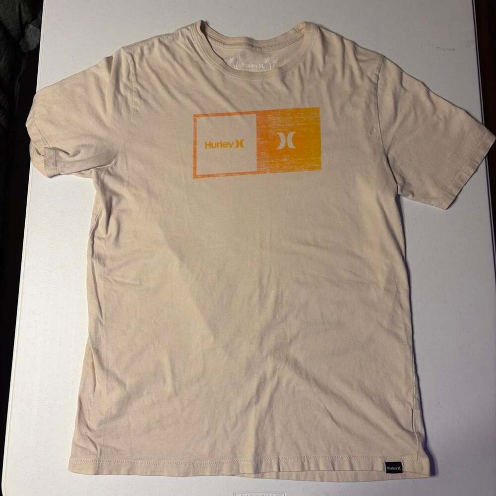 Hurley Men's Tan T-shirt